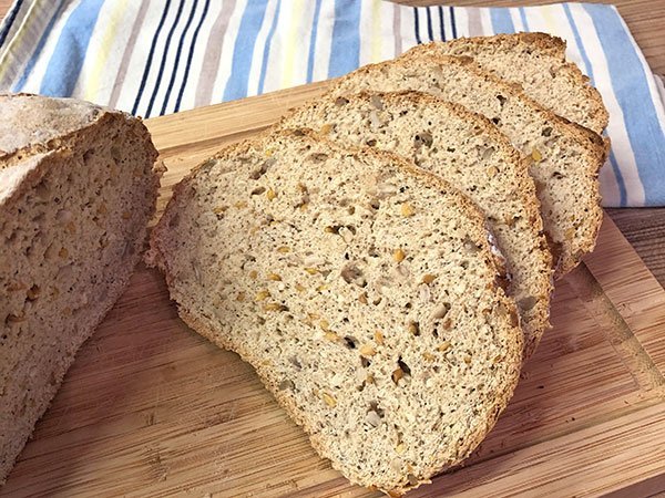 Weltmeisterbrot low-carb glutenfrei paleo Eiweißbrot Backmischung