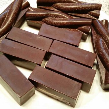 Schokoriegel Eclair mit Haselnusscreme