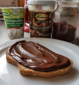 2 min Nutella Schokocreme lowcarb glutenfrei Dr Almond