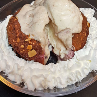 Pflaumenkuchen Zwetschgenkuchen lowcarb glutenfrei Zimteis Karamelleis zuckerfrei