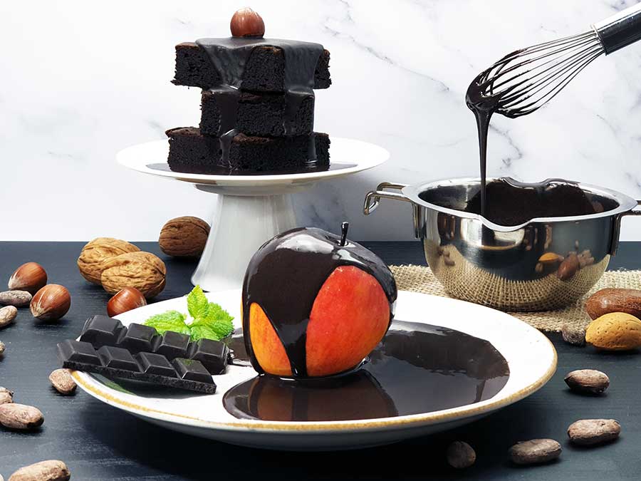 Schokoladenzauber-Schwarze-Sahne-zuckerfrei-low-carb-Schokolade-Pulver-keto