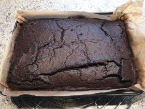 Browniezauber-Brownies-vom-Blech-low-carb-glutenfrei-Rezept-keto
