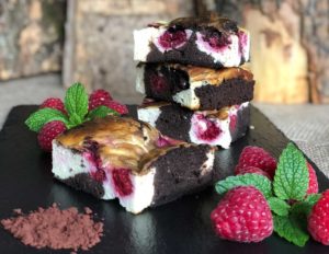 Rezept Cheesecake-Brownies mit Himbeeren lowcarb glutenfrei
