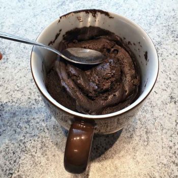Rezept Tassenkuchen-low-carb-glutenfrei-Brownie-Mug-Cake-zuckerfrei-Schokokuchen