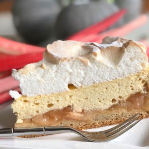 Rezept Rhabarber-Käsekuchen mit Baiserhaube lowcarb glutenfrei