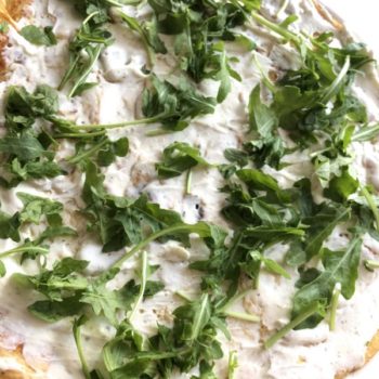 Rezept Herzhaft gefüllte Pfannkuchen-Röllchen mit Joghurt-Dip lowcarb glutenfrei