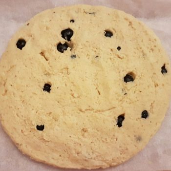 Rezept Heidelbeer Zitronen Scones mit Heidelbeerfrischkäse lowcarb glutenfrei keto