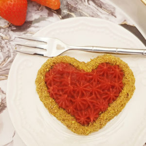 Rezept Mandel Pistazien Herzen mit Erdbeercreme lowcarb glutenfrei