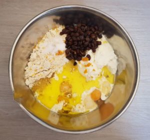 Rezept Osterbrot lowcarb glutenfrei keto mit Rumrosinen