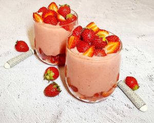 Rezept Erdbeer Proteindessert lowcarb glutenfrei