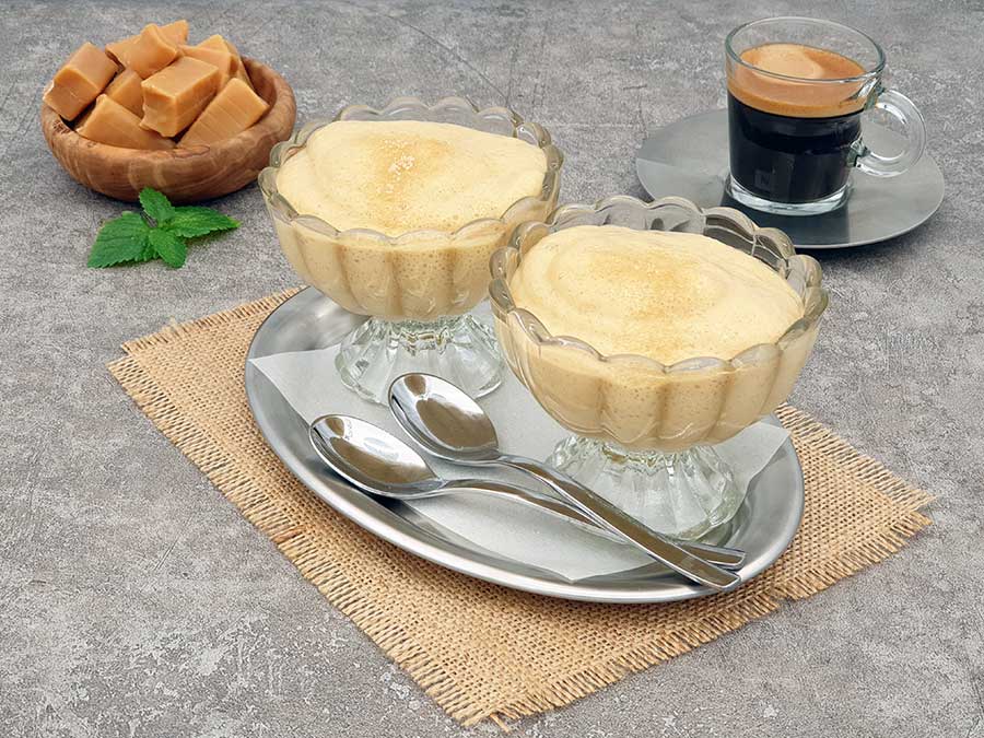 302-03_Proteindessert-Karamell-Sahne_lowcarb_keto_dessertcreme_paradiescreme_ohne_zucker