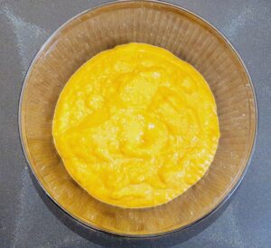 Rezept Kürbis-Zimtschmarrn mit Apfel Pflaumenröster und Vanillisauce lowcarb glutenfrei