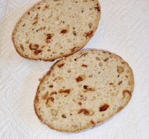 Rezept Tomaten Mozzarella Burger mit Tomaten Brioche Bun low-carb keto glutenfrei