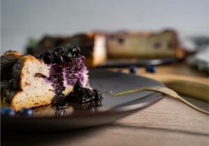 Blaubeer Käsekuchen Stück glutenfrei keto low carb ohne Zuckerzusatz