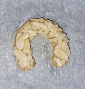 Rezept Mandelhörnchen low-carb keto glutenfrei