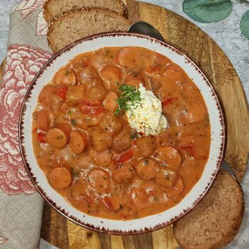 Rezept Würstelgulasch low-carb keto glutenfrei